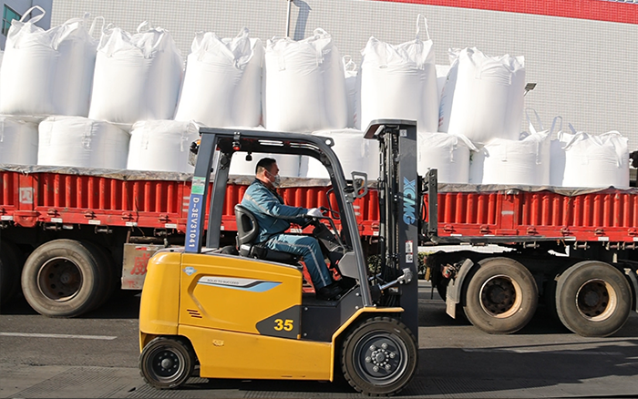 徐工新能源叉車為食品工廠綠色、高效生產保駕護航