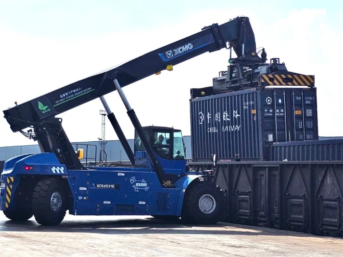 高效賦能鐵路物流運輸！毫米級精控背后的技術革新……